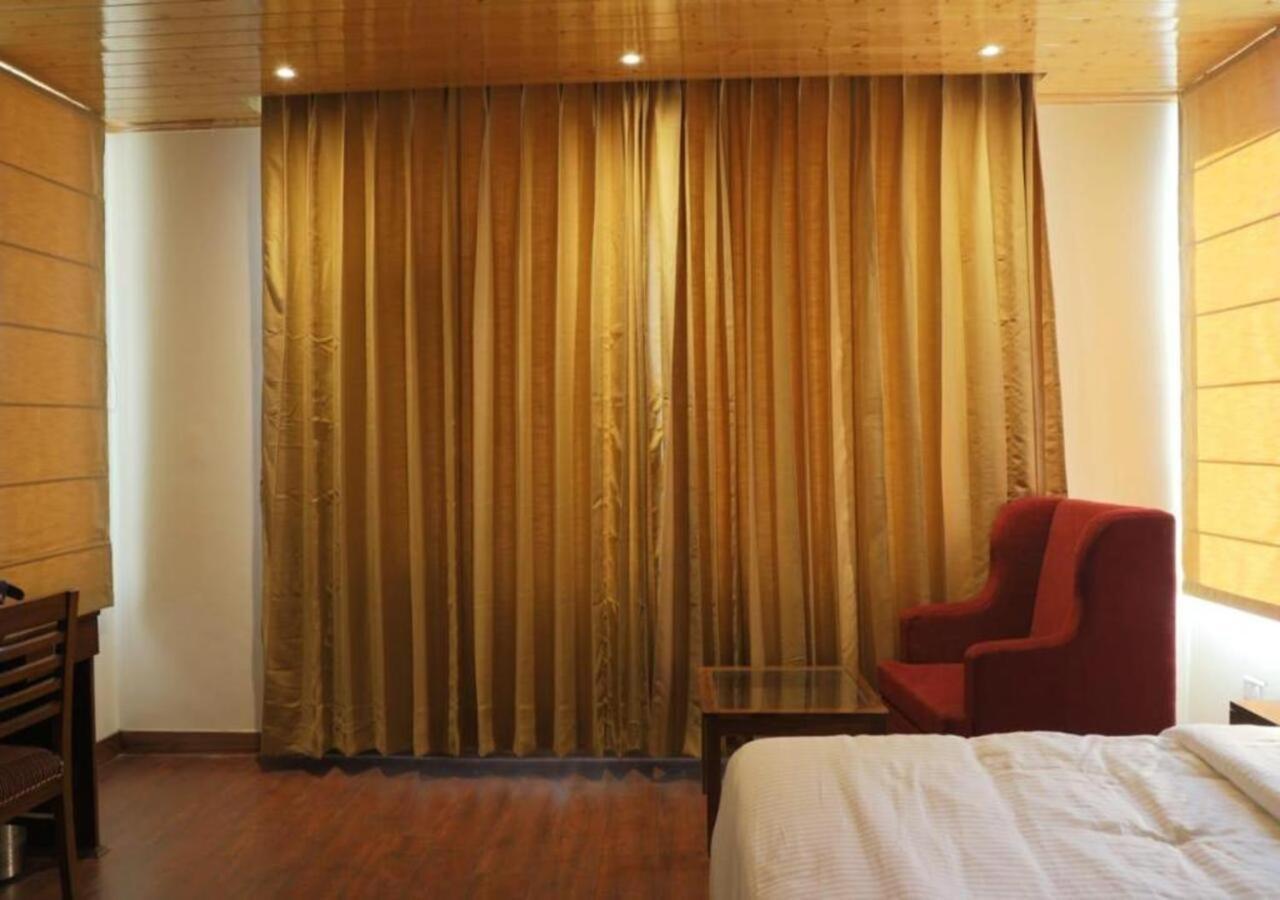 The Alpine Retreat Hotel Shimla Ngoại thất bức ảnh